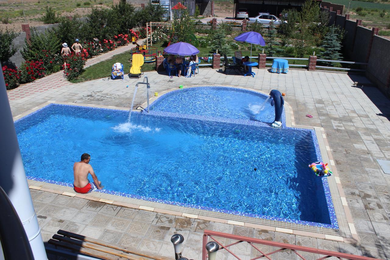 Zlata Inn Tamchy Buitenkant foto