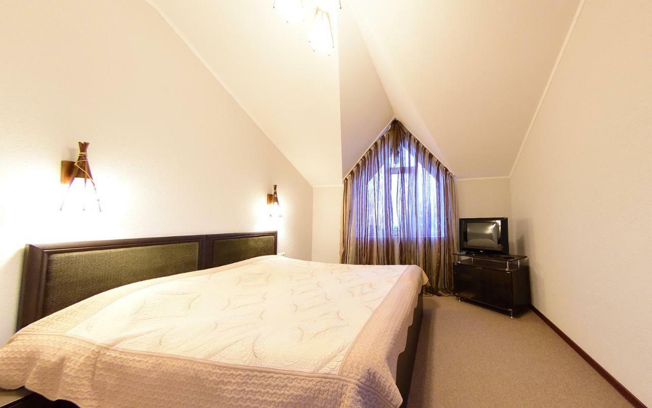 Zlata Inn Tamchy Buitenkant foto
