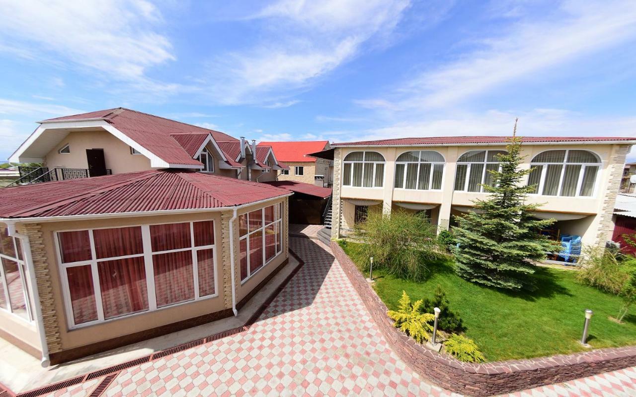 Zlata Inn Tamchy Buitenkant foto