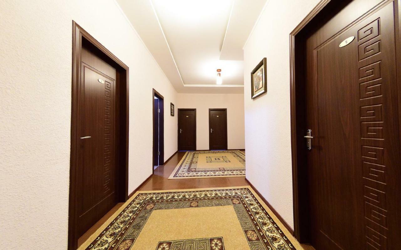 Zlata Inn Tamchy Buitenkant foto